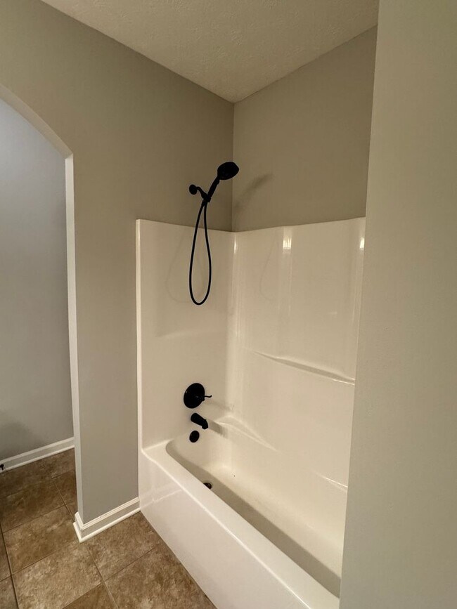 Building Photo - Pike Road Home