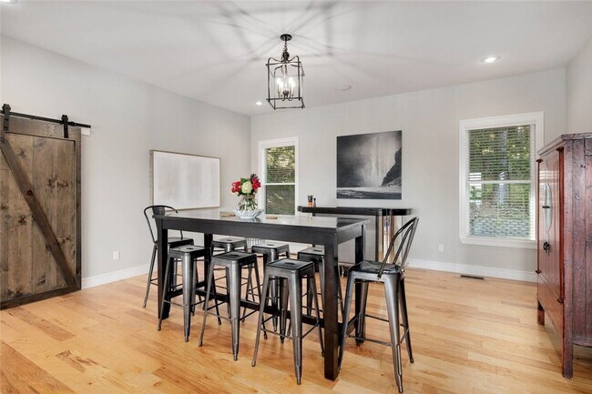 Building Photo - 16217 AR-12