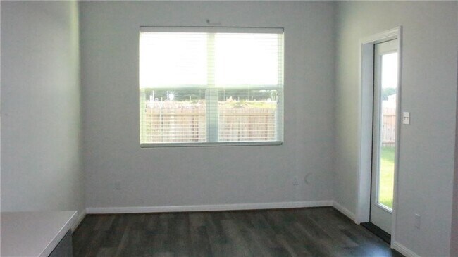 Building Photo - 119 Watercourse Wy