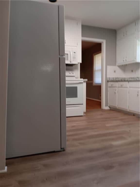 Building Photo - 1415 Bubbling Creek Rd NE