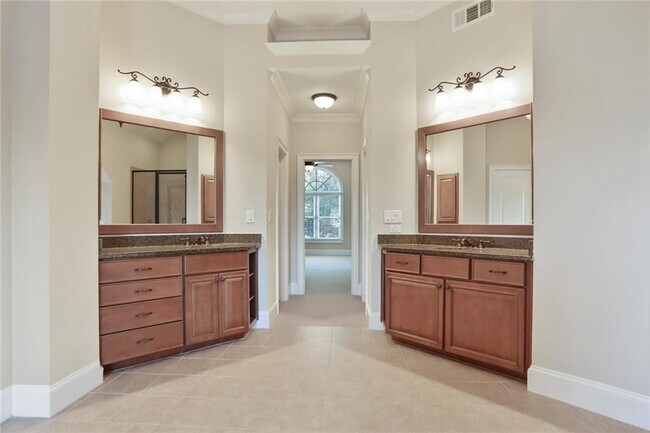 Building Photo - 7940 Georgetown Cir