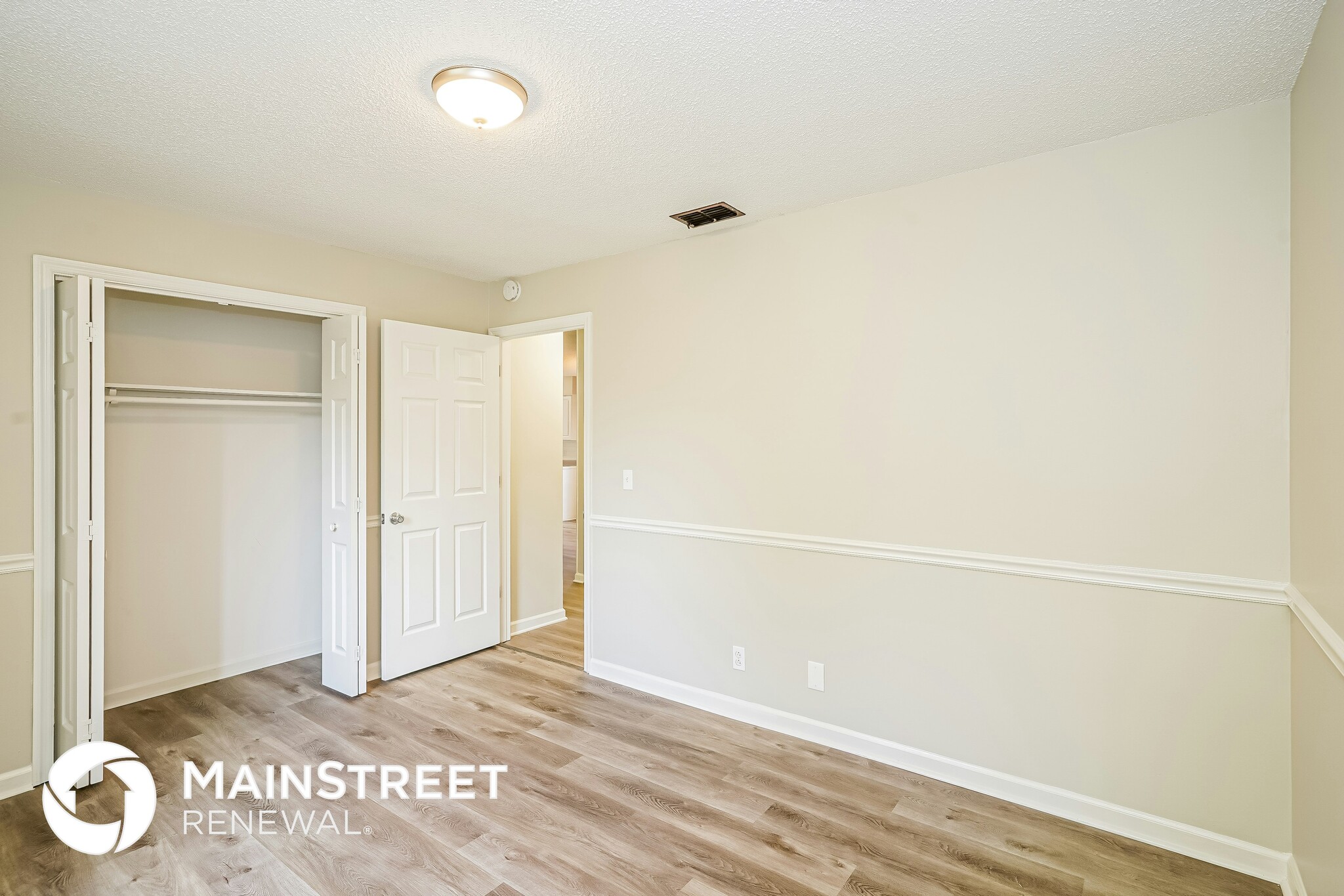 Building Photo - 421 Jonquil Ct