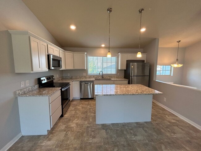 Building Photo - Newly Build Home for Rent!