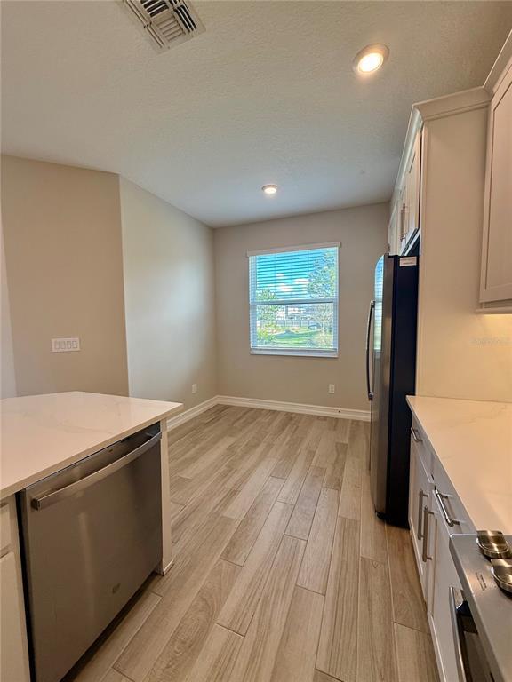 Building Photo - 4776 Lagona Ln