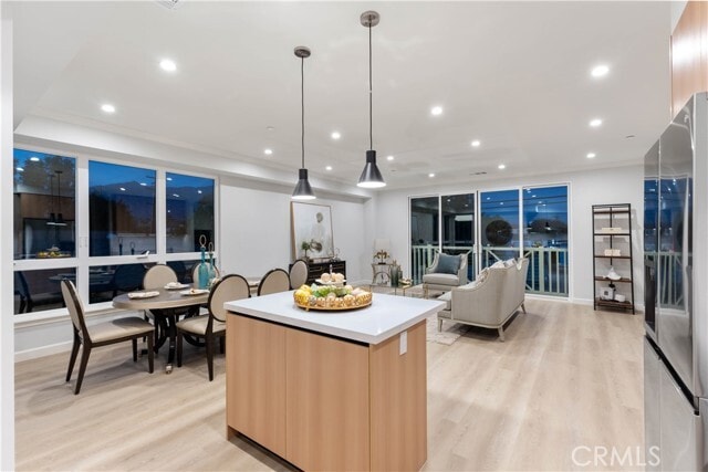 Building Photo - 709 2nd