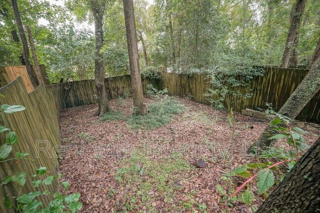 Building Photo - 2100 Continental Ave