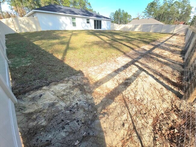 Building Photo - 13776 SW 81 Cir