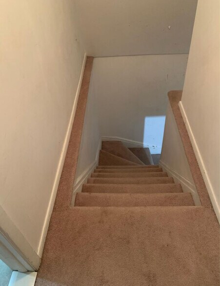 Building Photo - 495 S Clinton St