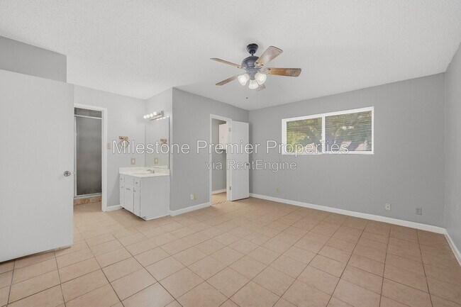 Building Photo - 1312 Churchill Way W