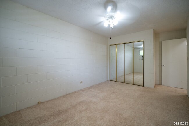 Building Photo - $1,790/ 1 BED / 1 BATH/ 1 PARKING IN MAKIKI