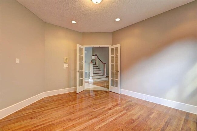 Building Photo - 490 Grand Teton Cir