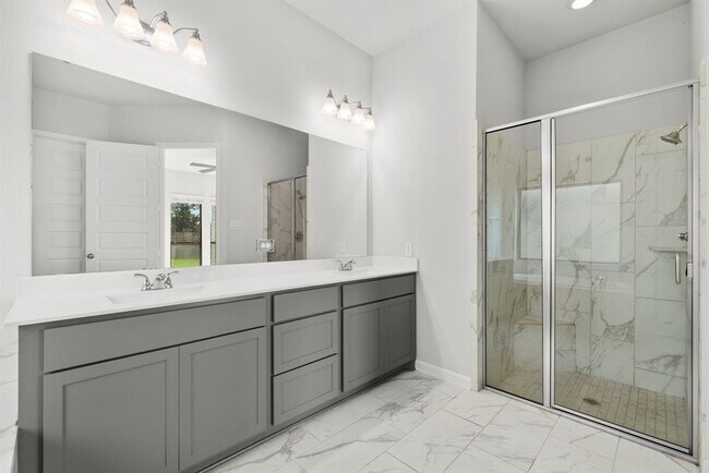 Building Photo - 15818 Weston Ridge Dr