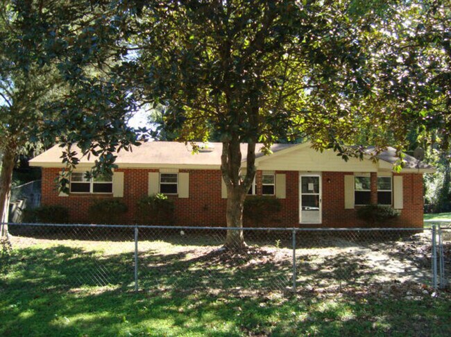 Primary Photo - 5702 Cameo St