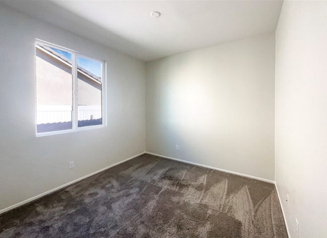 Building Photo - 26625 Emperor Rd