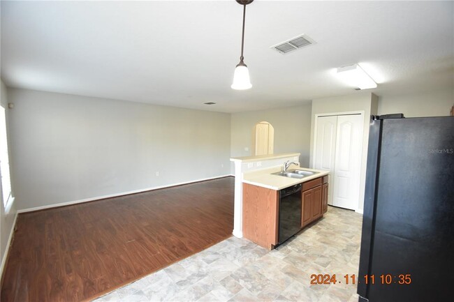 Building Photo - 4540 Ashburn Square Dr