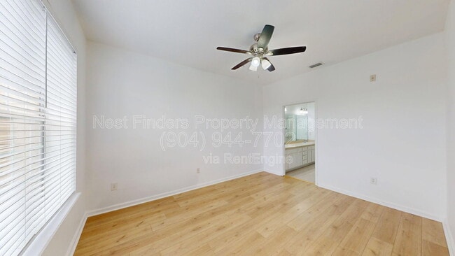 Building Photo - 11251 Campfield Dr