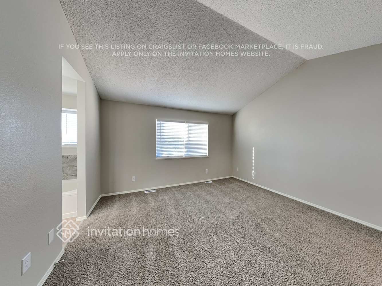 Building Photo - 920 Ancestra Dr