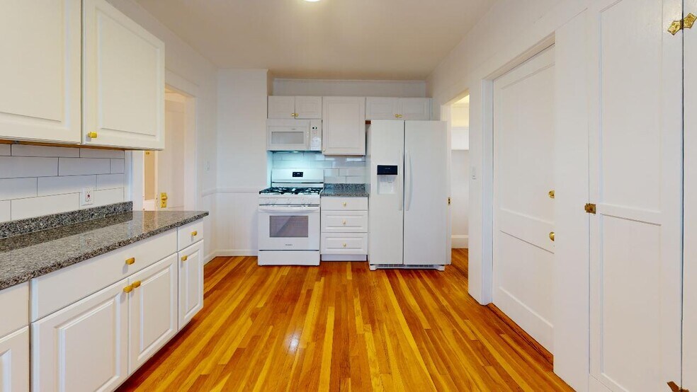 Building Photo - 58 Wilbur St