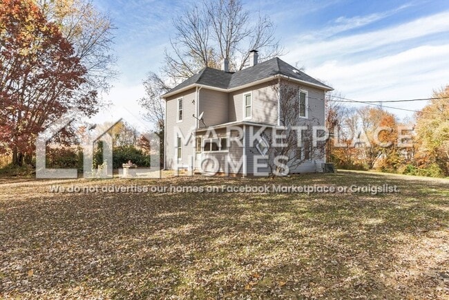 Building Photo - 5202 E State Rd 42