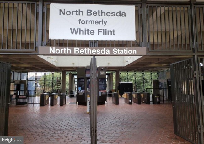 Building Photo - 11710 Old Georgetown Rd