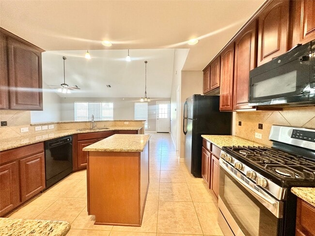 Building Photo - 6415 Virginia Fields Dr