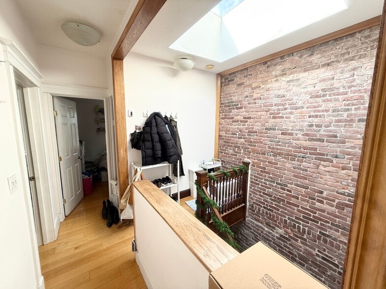 Building Photo - 22 S Huntington Ave