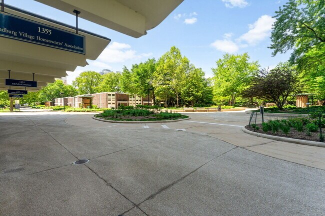 Building Photo - 1355 N Sandburg Terrace