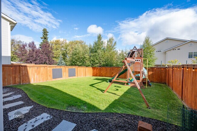 Building Photo - 11519 Discovery Park Dr