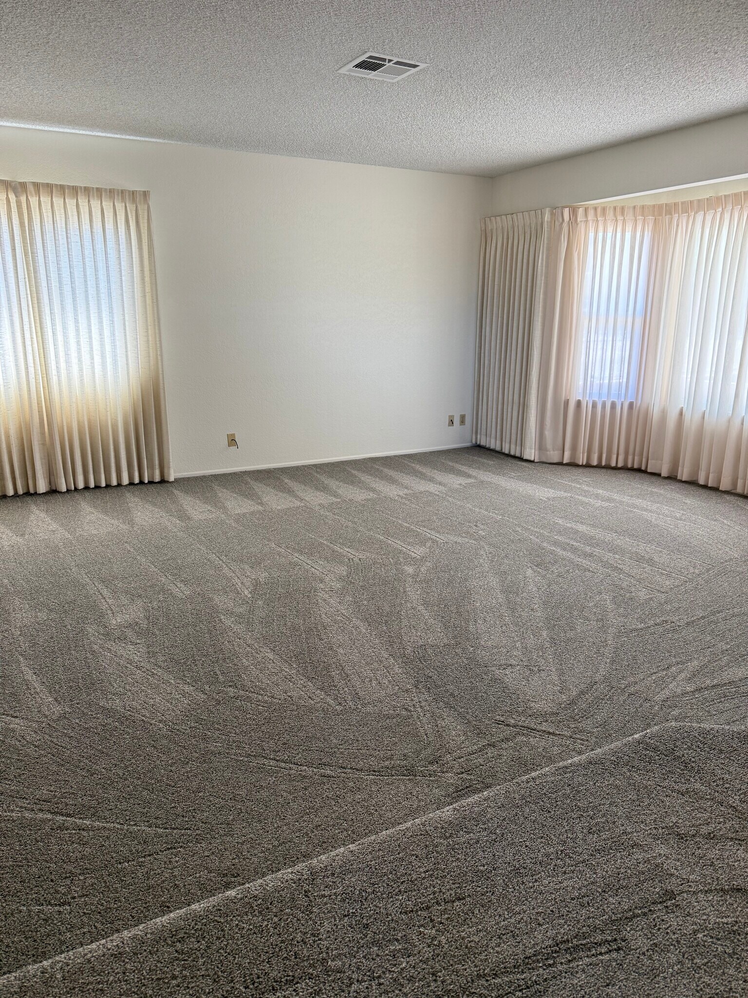 Building Photo - 5603 W Avenue M2