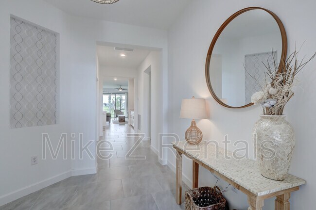 Building Photo - 18315 Ridgeline Dr