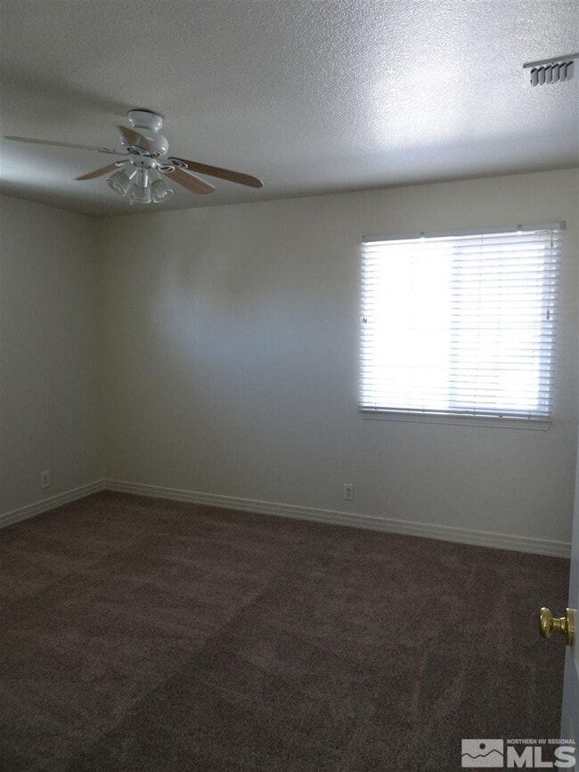 Building Photo - 7021 Heatherwood Dr