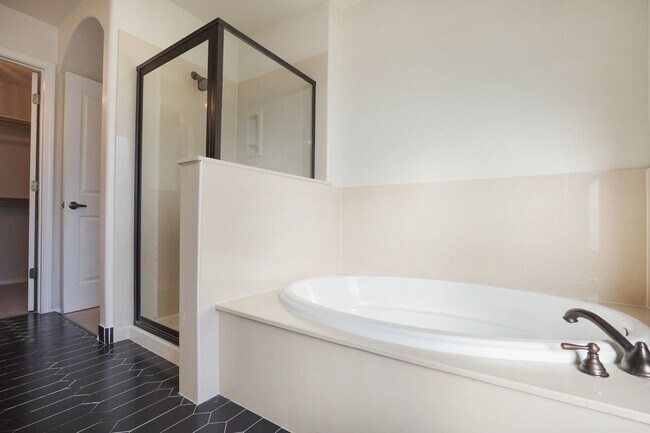 Building Photo - **Beautiful Corner Lot Home – 3 Bed | 2.5 Bath | 2-Car Garage**