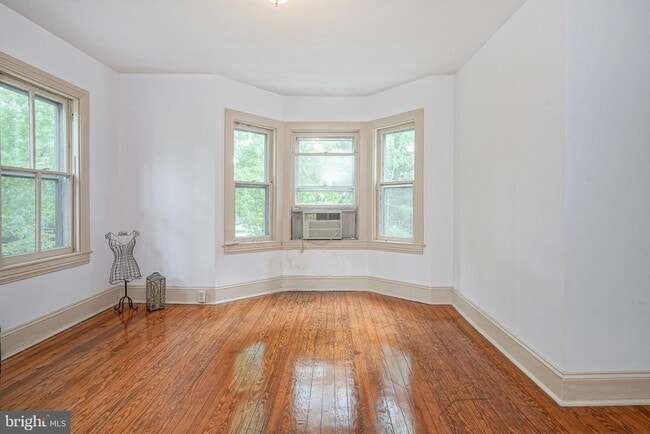 Building Photo - 315 Chestnut St