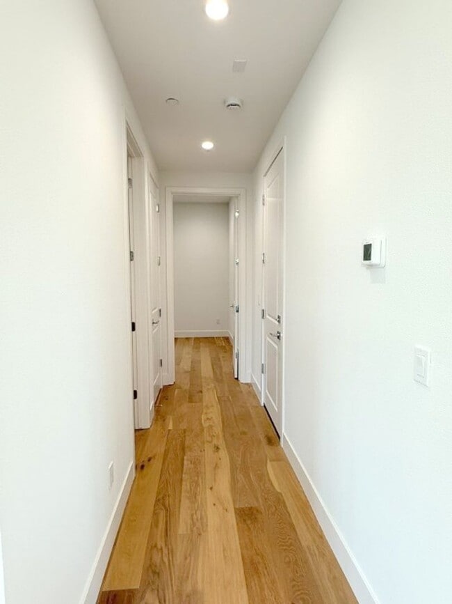 Building Photo - Newly Built ! Be The First To Live Here ! Modern Detached Home In New City Village !