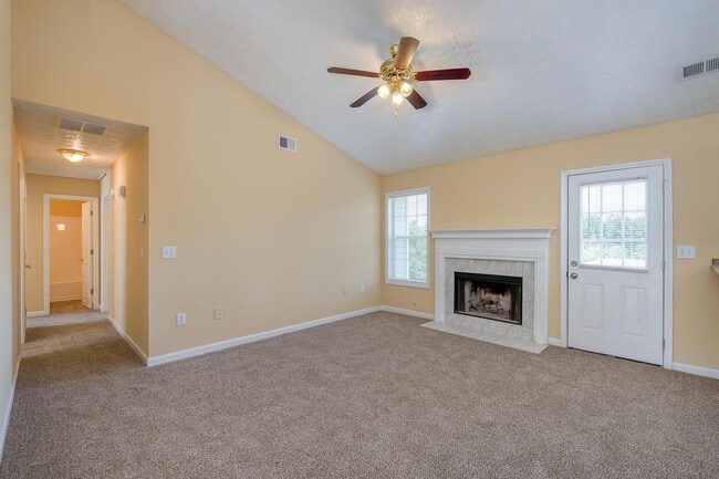 Building Photo - Coing Soon 2/25/26) Impressive 4 Bed, 3 Bath with Home Office!