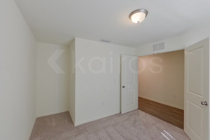 Building Photo - 20254 Lorenzo Ave