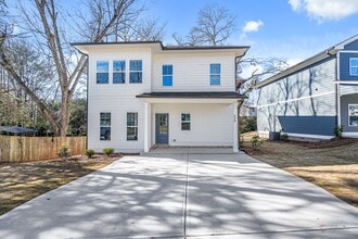 Building Photo - 216 Colima Ave