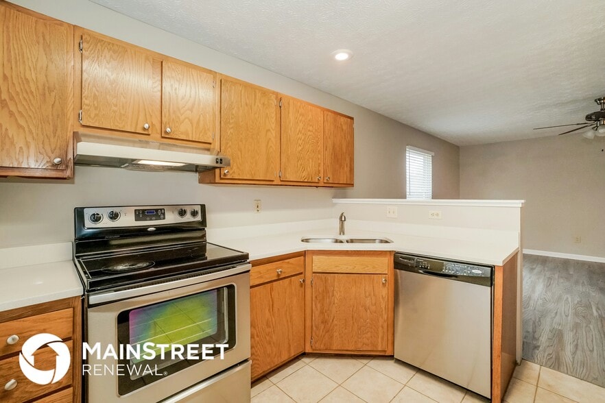 Building Photo - 3291 Whitfield Dr