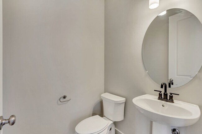 Building Photo - 3 Bedroom 2.5 Bathroom Home in Eagle Mount...