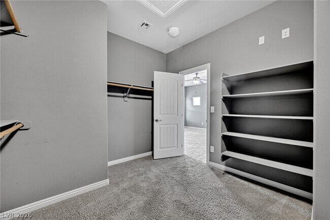 Building Photo - 6789 Dragonfly Rock St