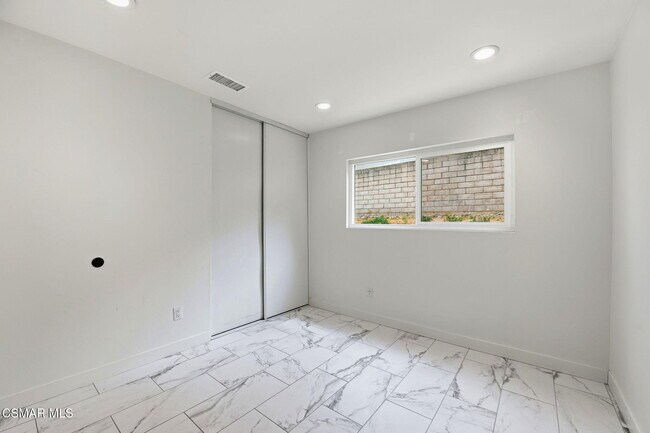 Building Photo - 30845 Catarina Dr