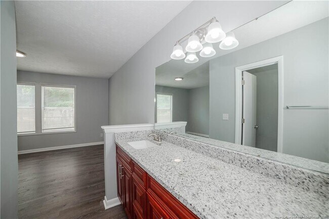 Building Photo - 1021 Wood Creek Dr