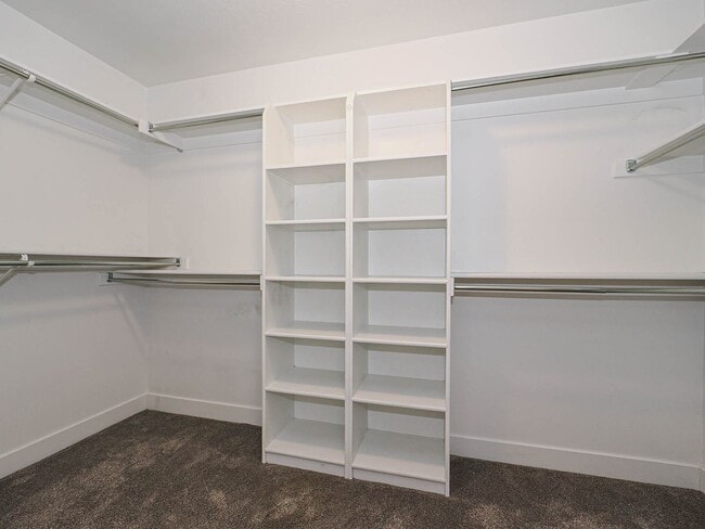 Building Photo - 69 S Serrata Ln