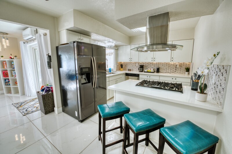 Building Photo - 2659 E Vegas Valley Dr