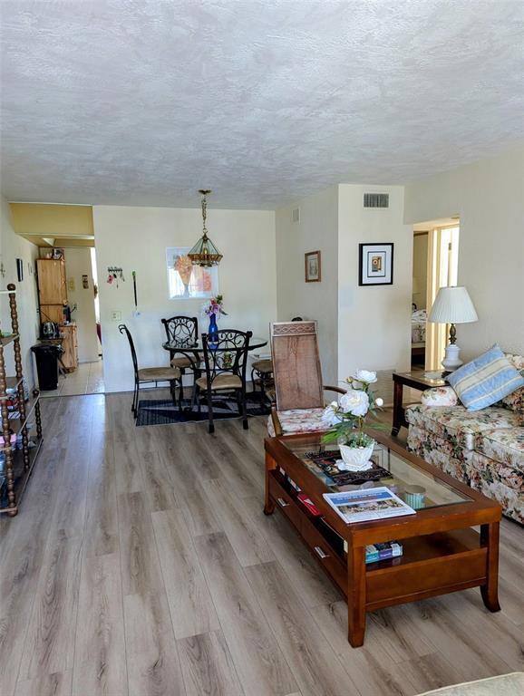 Building Photo - 2433 Brazilia Dr