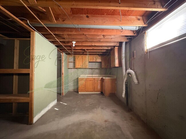 Building Photo - TOWNHOUSE IN BLUE SPRINGS!!!