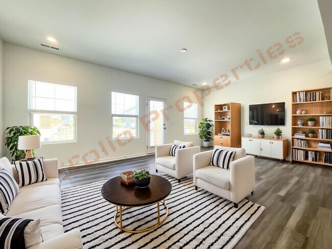 Building Photo - Brand New 3 Story 4 bedroom, 3.5 bathroom ...