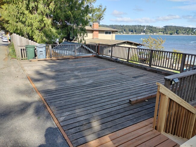 Building Photo - UNIQUE ARTIST-DESIGNED LOW-BANK WATERFRONT...