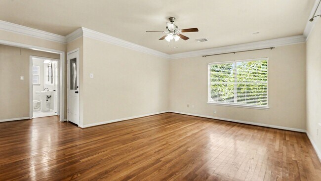 Building Photo - 3005 Arbor St