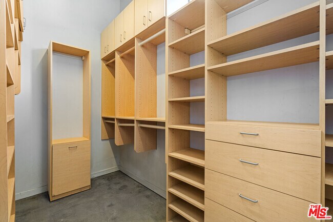 Building Photo - 1534 17th St